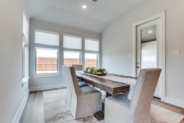918 Hawthorn Lane, Mansfield, TX 76063