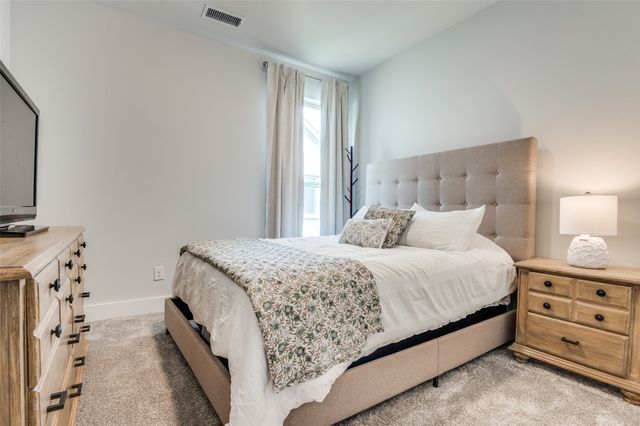 918 Hawthorn Lane, Mansfield, TX 76063
