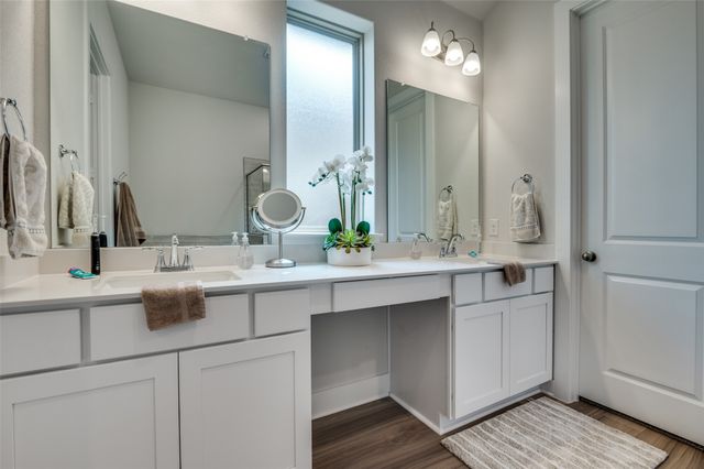 918 Hawthorn Lane, Mansfield, TX 76063