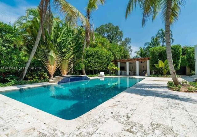 2010 N Greenway Dr, Coral Gables, FL 33134