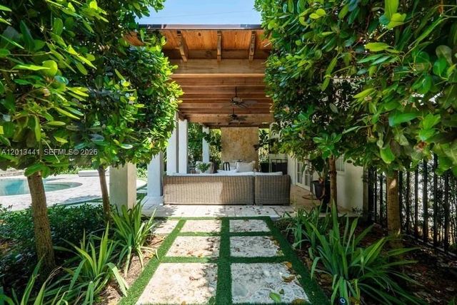 2010 N Greenway Dr, Coral Gables, FL 33134