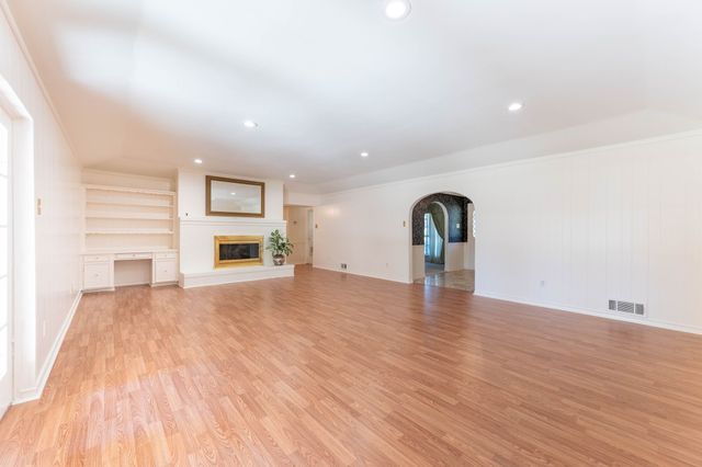 1706 Dakota Drive, Garland, TX 75043