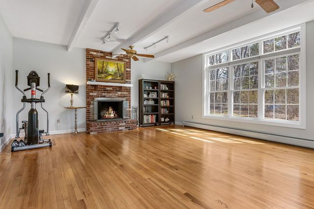 6 Drury Plains Road, Stratham, NH 03885