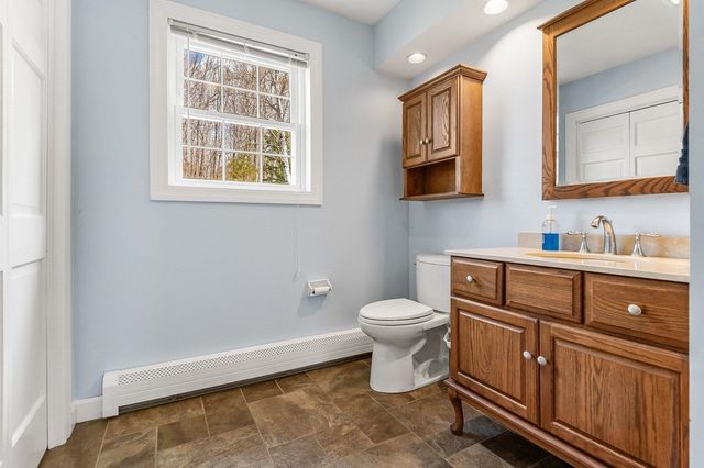 6 Drury Plains Road, Stratham, NH 03885