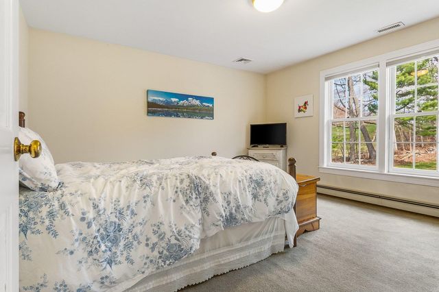 6 Drury Plains Road, Stratham, NH 03885