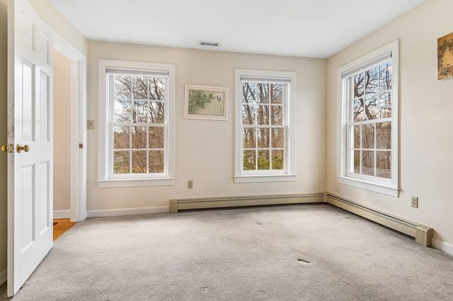 6 Drury Plains Road, Stratham, NH 03885