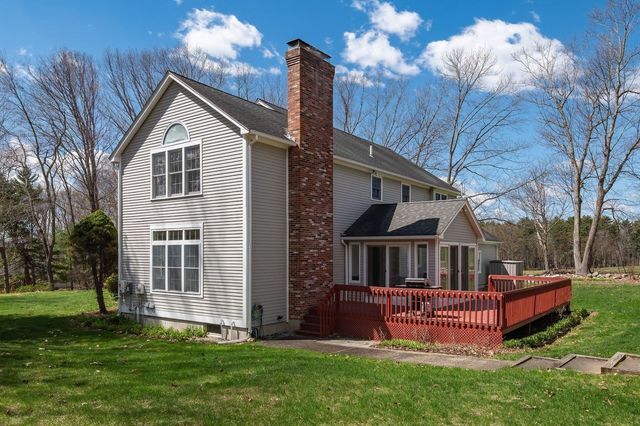 6 Drury Plains Road, Stratham, NH 03885