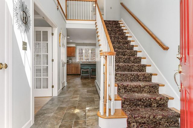 6 Drury Plains Road, Stratham, NH 03885