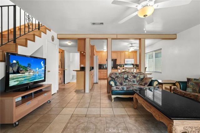 429 E Providencia B, Burbank, CA 91501