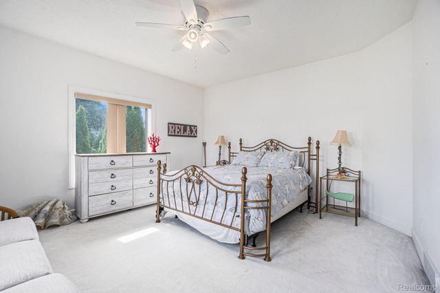 265 Lakeshore Drive, Battle Creek, MI 49015