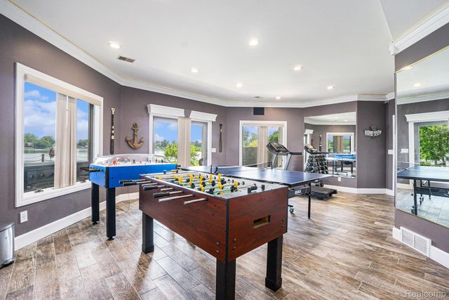 265 Lakeshore Drive, Battle Creek, MI 49015