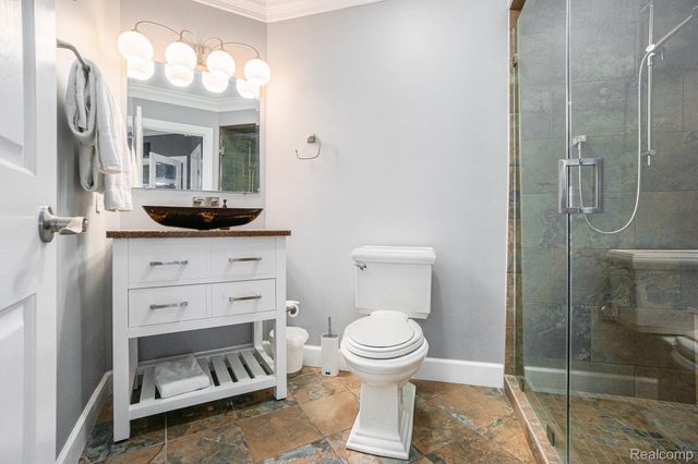 265 Lakeshore Drive, Battle Creek, MI 49015