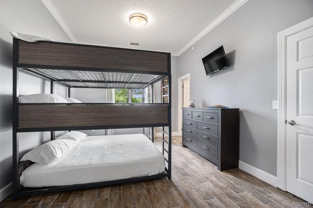 265 Lakeshore Drive, Battle Creek, MI 49015