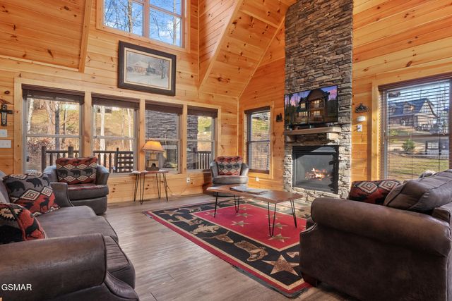 2804 Murray Ridge Road, Sevierville, TN 37876