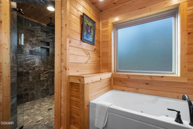 2804 Murray Ridge Road, Sevierville, TN 37876