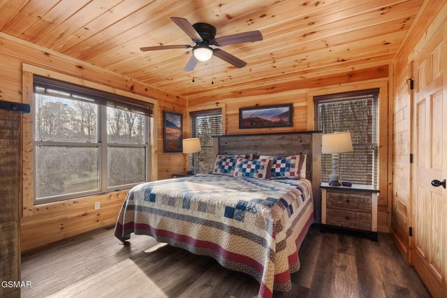 2804 Murray Ridge Road, Sevierville, TN 37876