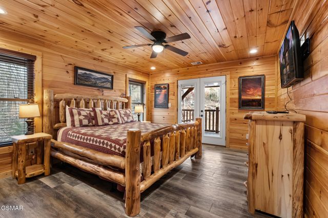 2804 Murray Ridge Road, Sevierville, TN 37876