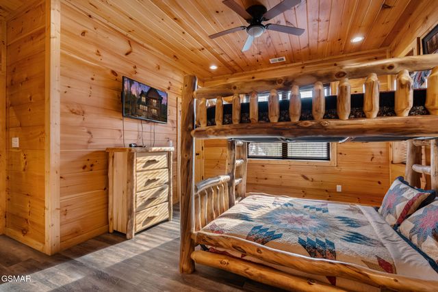 2804 Murray Ridge Road, Sevierville, TN 37876