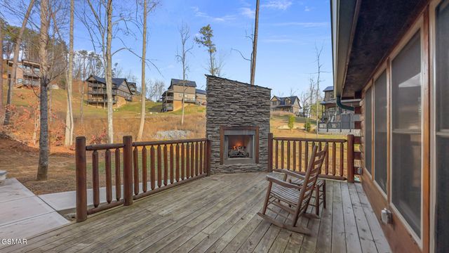 2804 Murray Ridge Road, Sevierville, TN 37876