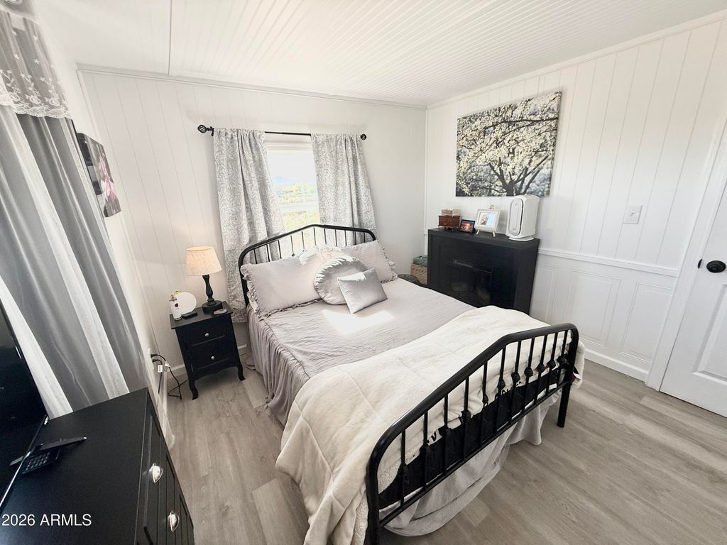 Image 6 of property listing at 1091 N Camino San Rafael Road, Tombstone, AZ 85638