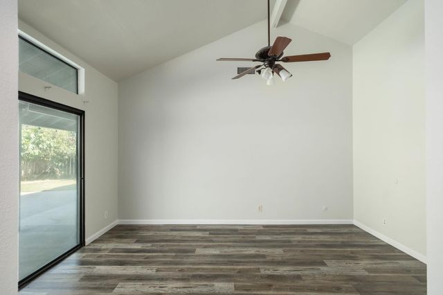 7570 N 6th Street, Fresno, CA 93720