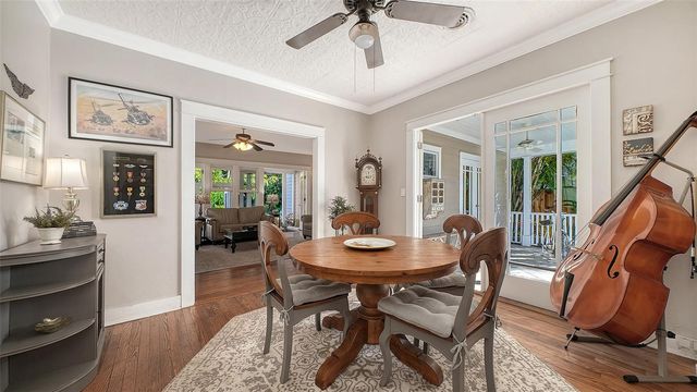 1751 FLOYD STREET, Sarasota, FL 34239