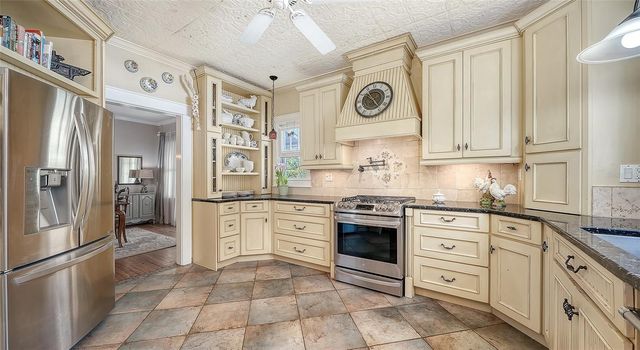 1751 FLOYD STREET, Sarasota, FL 34239