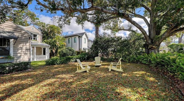 1751 FLOYD STREET, Sarasota, FL 34239