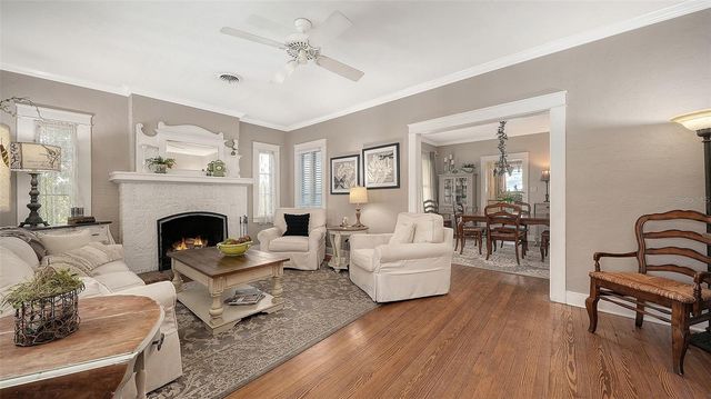 1751 FLOYD STREET, Sarasota, FL 34239