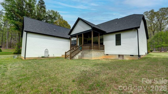 1775 Enochville Road, Kannapolis, NC 28081