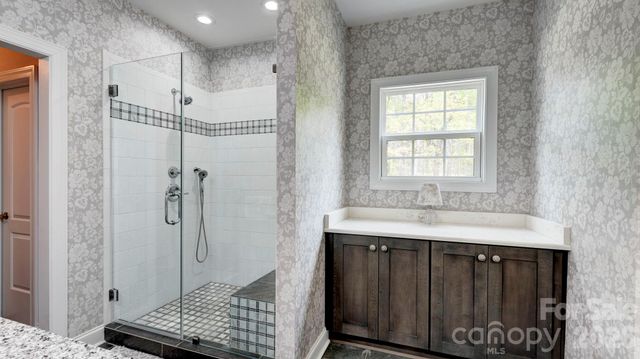 1775 Enochville Road, Kannapolis, NC 28081