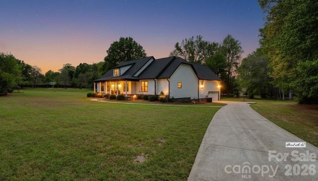 1775 Enochville Road, Kannapolis, NC 28081