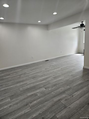 3514 BATES Drive, Sterling Heights, MI 48310