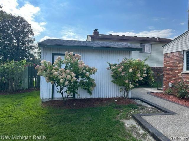 3514 BATES Drive, Sterling Heights, MI 48310