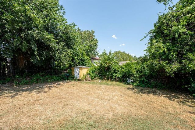 1504 Lawton, Moore, OK 73160