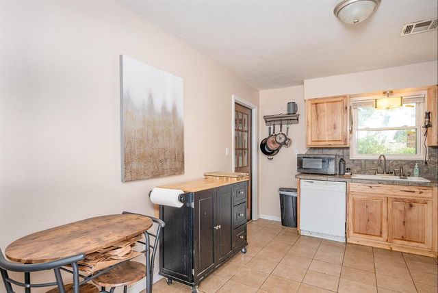 1504 Lawton, Moore, OK 73160