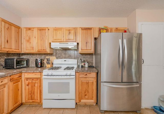 1504 Lawton, Moore, OK 73160