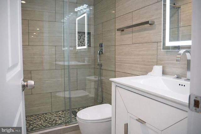 1633 KALMIA RD NW, Washington, DC 20012
