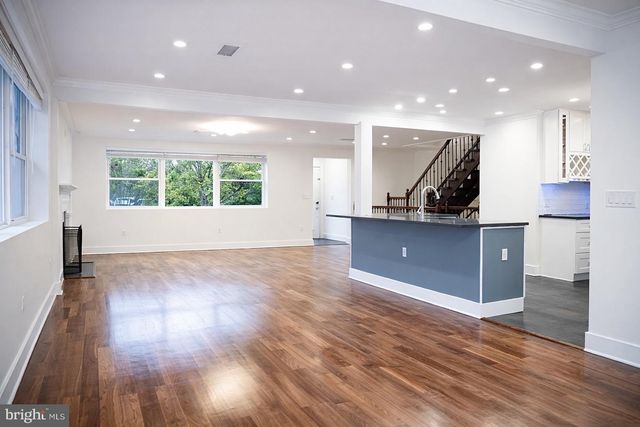 1633 KALMIA RD NW, Washington, DC 20012