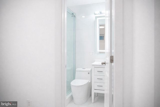 1633 KALMIA RD NW, Washington, DC 20012