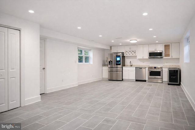 1633 KALMIA RD NW, Washington, DC 20012
