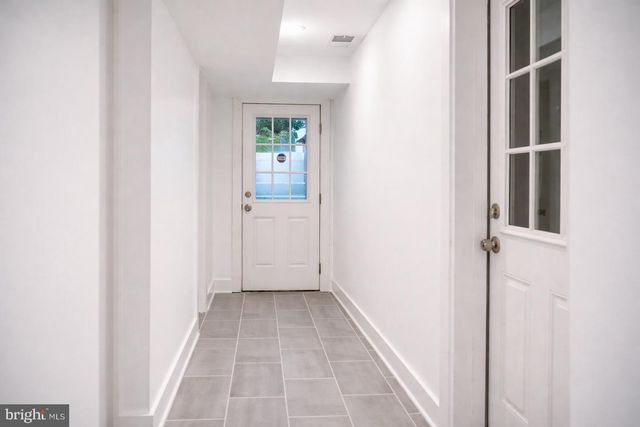 1633 KALMIA RD NW, Washington, DC 20012