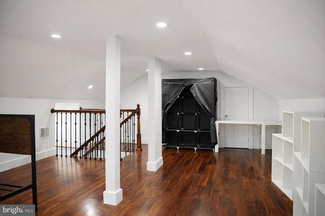 1633 KALMIA RD NW, Washington, DC 20012