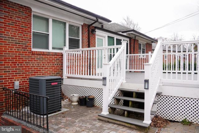 1633 KALMIA RD NW, Washington, DC 20012