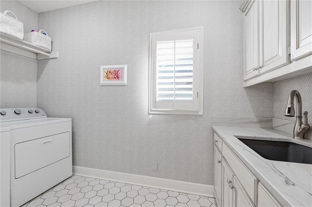 5728 W 146 Street, Overland Park, KS 66223