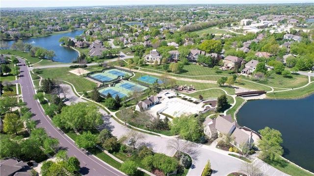 5728 W 146 Street, Overland Park, KS 66223