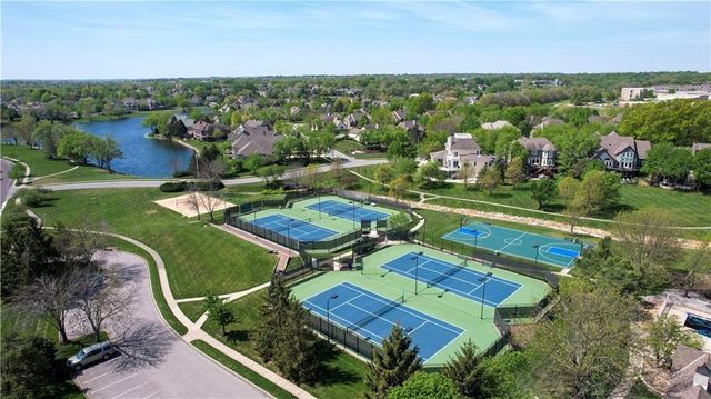 5728 W 146 Street, Overland Park, KS 66223