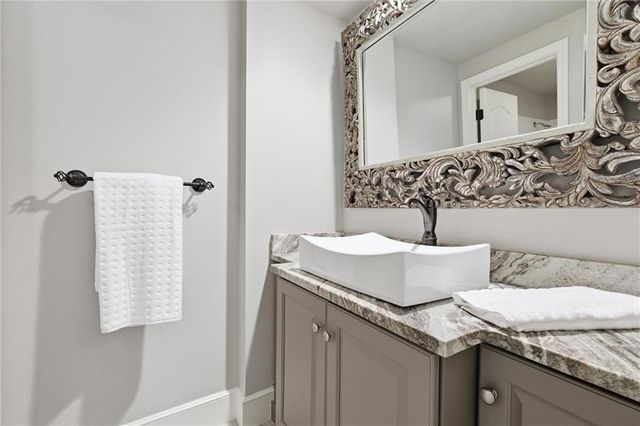5728 W 146 Street, Overland Park, KS 66223