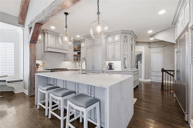 5728 W 146 Street, Overland Park, KS 66223