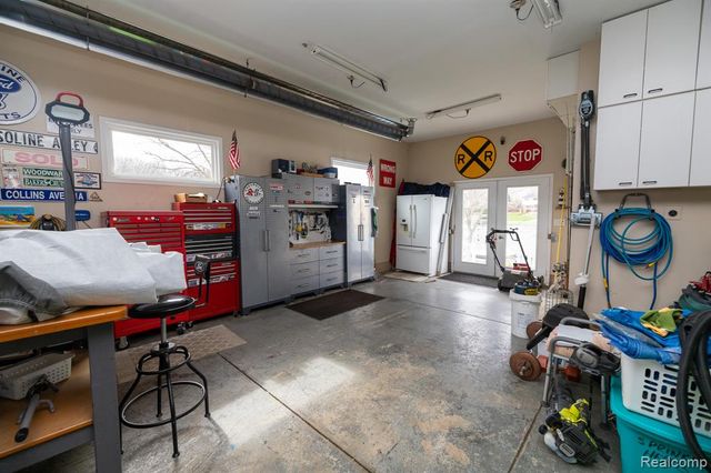 762 Golden Shores, White Lake, MI 48386